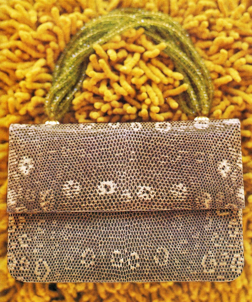 Tan Ring Lizard Handbag with Peridot Gemstone Handle - Darby Scott