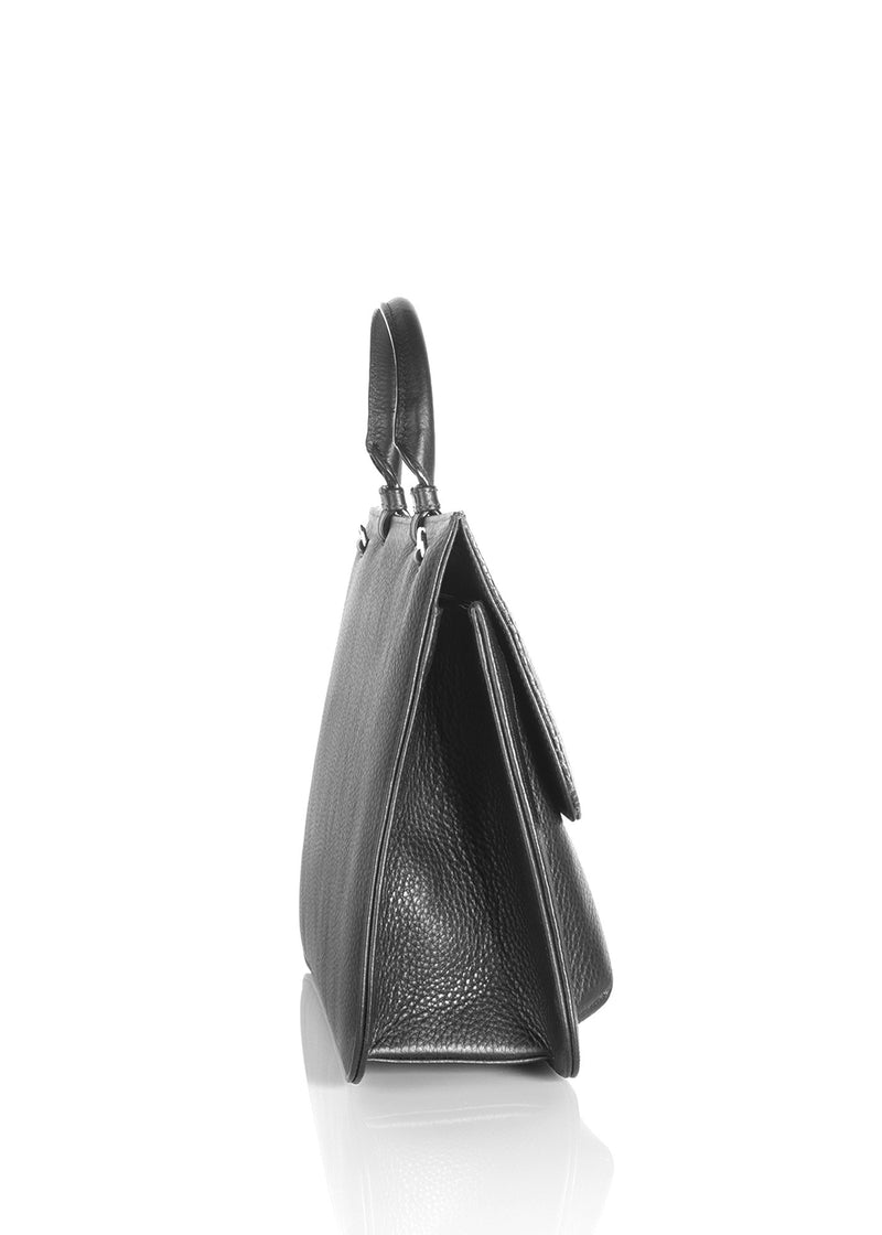 Gusset side on black leather saddle bag - Darby Scott
