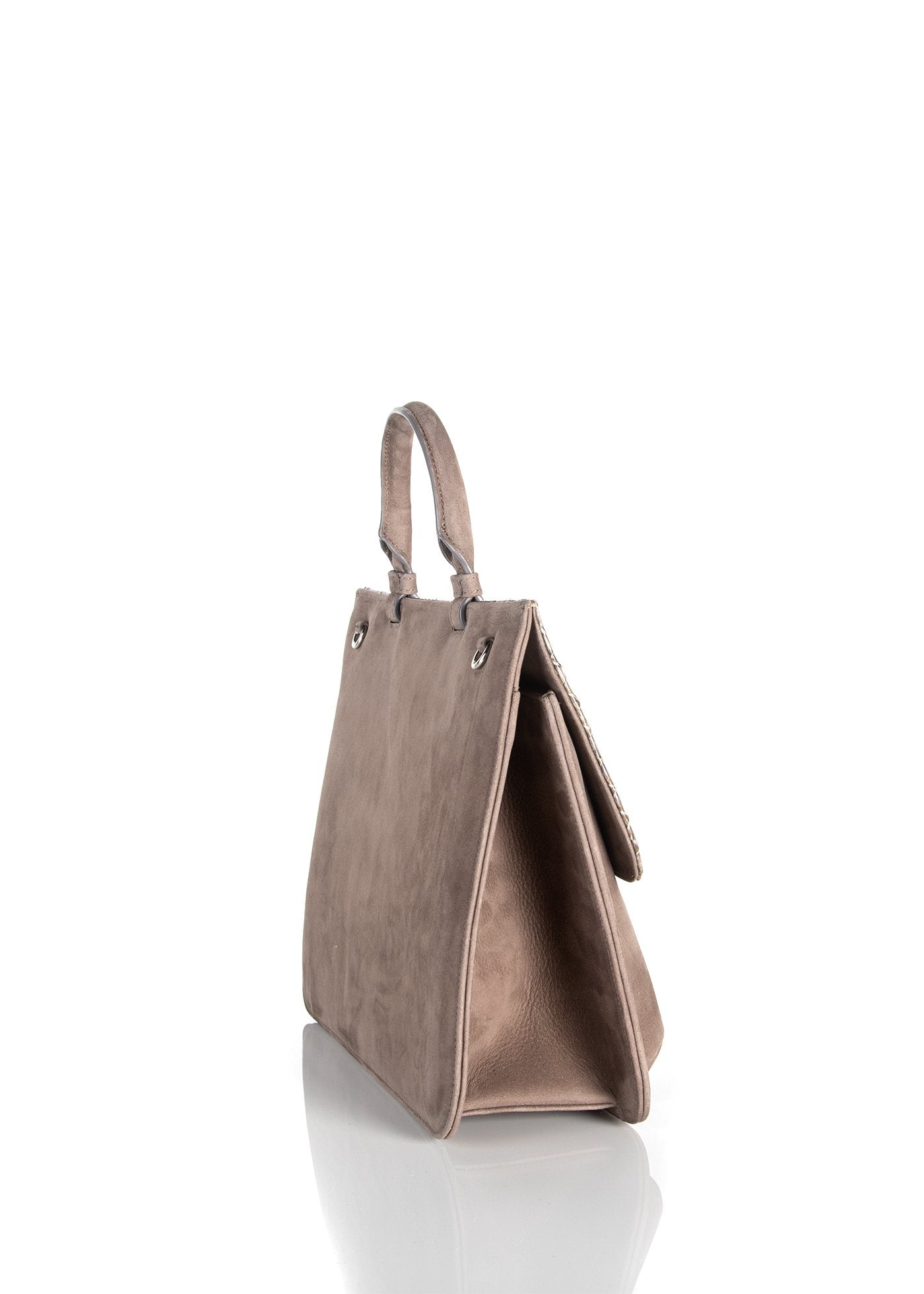 Side gusset shown on light brown saddle bag - Darby Scott
