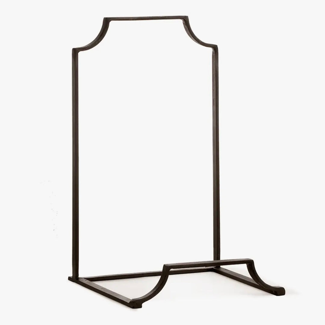 Metal easel